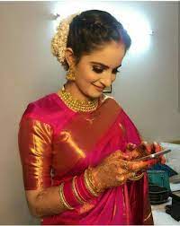 Pin By Anika Farabi On Sonam Kapur Kerala Saree Blouse Designs Saree Hairstyles Saree Look