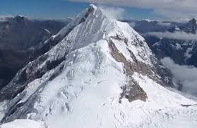 By 2013, 6,871 summits have been recorded by 4,042 people. Baruntse Expedition 7129 M