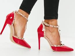 Tous les meilleurs produits et lampes de luxe se trouvent ici. Missguided Vend Les Repliques Des Escarpins Garavani De Valentino Biba Magazine