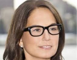 9 things to know about Amy Rosen