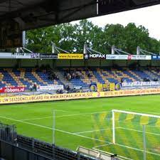 Maar wel lekker dicht op het veld zitten. Mandemakers Stadion Waalwijk Noord Brabant