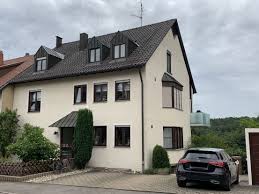 Diese außergewöhnliche und traumhaft idyllisch gelegene wohnung erstreckt sich über die gesamte oberste etage eines 2011 erbauten gebäudes. 4 Zimmer Wohnung Zu Vermieten Madenstrasse 7 70619 Stuttgart Sillenbuch Mapio Net