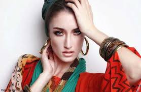 According to asiaone, a friend said both soosalu and her boyfriend, tunku alang reza tunku ibrahim, were well known in the club scene in kuala lumpur and described them as party animals. Model S Royal Date Among 7 Arrested Over Her Murder Malaysia Singapore News Asiaone