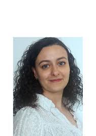 Caroline Prevost's Instagram, Twitter & Facebook