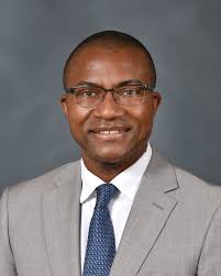 Eldrin F. Lewis receives the 2022 Clinical Research Prize