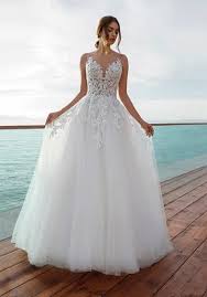 Best Wedding Dress Mexican Wedding Dress Bridal Boutiques Near Me Wedding Live Olive Green Bridesmaid Dresses In 2020 Olive Green Bridesmaid Dresses Green Bridesmaid Dresses Bridal Dresses