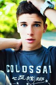 Black 14 Year Old Boy Pictures Pin By On Blue Eyes Cute Guys Cute Boys Attractive Guys