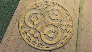 Decifrare i Cerchi nel Grano: Un Viaggio tra Simboli, Geometria Sacra e il Tuo Messaggio Personale - Numerologia Antica | Numeri, Spiritualità e Crescita Personale