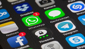 Threema ist eine messenger app für smartphones mit durchgehender datenverschlüsselung und weitreichenden möglichkeiten der anonymen nutzung. Warum Messenger Dienste Der Neue Service Kanal Sind Ccw Blog