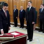 Socialist Pedro Sanchez sworn Spanish