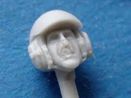 Djiti's 1/35 German Bundeswehr AFV Crew Soldier (with additional Head)  35034