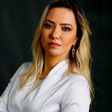 Carla Ribeiro's Instagram, Twitter & Facebook