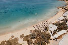 The Best Beaches In Naxos (+ How To Visit Them) | The Common Wanderer