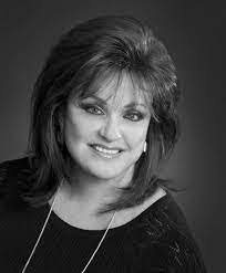 Diane Lemm's Instagram, Twitter & Facebook