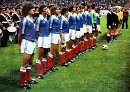 Alors que les bleus de 2021 vont défier la hongrie à budapest ce samedi à l'euro, leurs ancêtres ont vécu le 12 juin 1927, l'équipe de france avait reçu l'une des plus grosses claques de son histoire. France Suede 1978