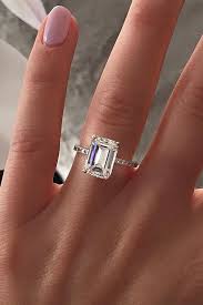 100 Popular Engagement Ring Designers We Admire Wedding Forward Popular Engagement Rings Best Engagement Rings Emerald Engagement Ring