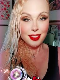 Avery Keel's Instagram, Twitter & Facebook