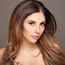 𝔸𝕝𝕒𝕟 𝔹𝕖𝕟𝕒𝕧𝕚𝕕𝕖𝕤 𝕄𝕖𝕣𝕝𝕒 Ⓡ (@albenavides7)