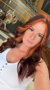 Danielle Mangold's Instagram, Twitter & Facebook