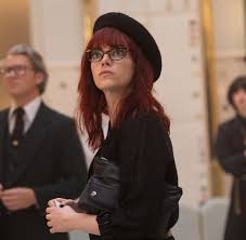 During the 1970s london punk rock . Cruella Auf Disney Kritik Zum Film Mit Emma Stone Und Emma Thompson Welt