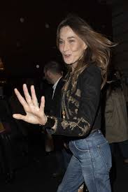 Carla bruni has shared a striking photo of her daughter giulia. Carla Bruni Attends The Celine Show In Paris 04 Gotceleb