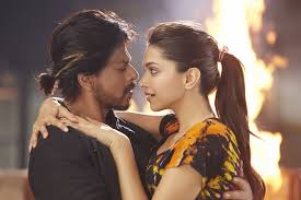 Akshay kumar, deepika padukone and others pen heartwarming wishes to their fans. Bild Zu Shah Rukh Khan Happy New Year Bild Deepika Padukone Shah Rukh Khan Filmstarts De