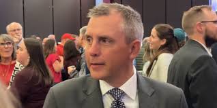 Armstrong announces cabinet appointments