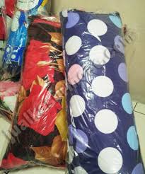 Toko online terpercaya indonesia bantal dan guling untuk kenyamanan tidur anak. Jual Bantal Busa Murah Di Jakarta Guling Full Busa Bantal Cinta
