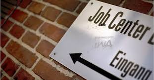 Allein anhand dieser 5 facts wird deutlich, was mai mit ihren 33 jahren schon alles auf die beine gestellt hat. Youtube Mai Thi Nguyen Kim Bei Ihr Macht S Klick Feinstaub