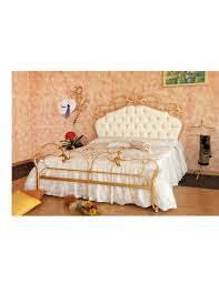 Letto matrimoniale con testiera imbottito tessuto stile. Letto Matrimoniale Imbottito In Ferro Battuto Finitura Oro Chiaro Antico