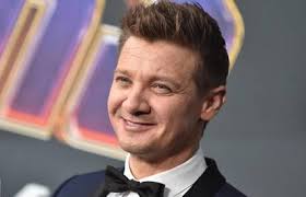 Jeremy Renner bio je na rubu smrti: 'Bio sam ljut što me oživljavaju.  Doživio sam mir...'