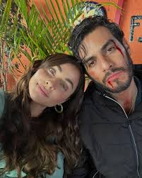 Semana 1 ❤️ @elamornotienerecetaof aquí algunos momentos de los primeros  capítulos 😍 mil gracias por vernos… ¿les está gustando? 1) Paz embarazada  vendiendo taquitos 🌮 2) Paz en el cablebús 3) Paz