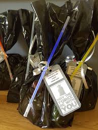 Star Wars Party Bag Idea Fill A Black Treat Bag With Goodies Make A Label And Use Glow Sticks A Star Wars Theme Party Star Wars Birthday Party Star Wars Kids