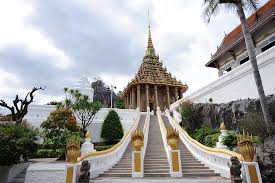 วัดพระพุทธบาทราชวรมหาวิหาร