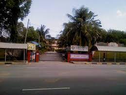 It was to be built in the area of sepang, selangor. Sekolah Menengah Kebangsaan Bandar Baru Sri Petaling Mapio Net