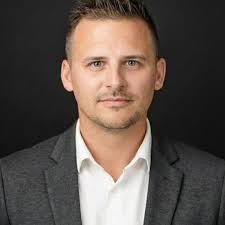 Ate a pork chop for dinner and had nice applesauce too!