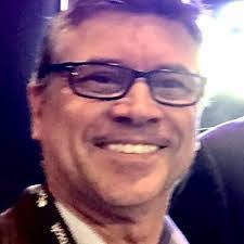 Laura Litton's Instagram, Twitter & Facebook