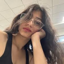 Heidi Erwin's Instagram, Twitter & Facebook