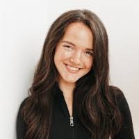 Hannah Casper's Instagram, Twitter & Facebook