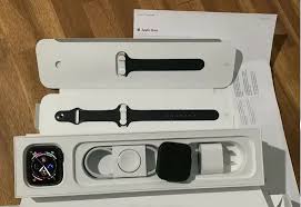 Comes From United Kingdom Apple Watch Series 4 44mm Stainless Steel Case With Milanese Loop Wireless Charger And Box Gps Watch Apple Watch Health Fashion