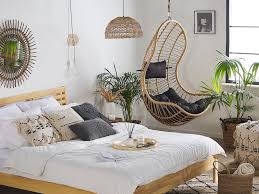 Il polyrattan mantiene l'aspetto naturale del vimini, essendo resistente alle intemperie e facile da pulire. Poltrona Sospesa In Rattan Beige Pineto Beliani It