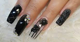 Uñas acrílicas, uñas acrílicas diy. Disenos De Unas Acrilicas Negras Con Dorado Decoracion De Unas