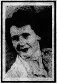 Maxine Metcalf's Instagram, Twitter & Facebook