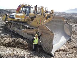 841 caterpillar d11 dozer products are offered for sale by suppliers on alibaba.com, of which bulldozers accounts for 4%, construction machinery parts accounts for 1%. The Dozer Battle Komatsu D475a 5 Vs Cat D11t Truck Trailer Blog