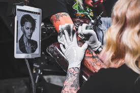 In a nutshell, you'll never know exactly how much money you'll earn as a tattoo artist until you're a tattoo artist. 8 Things You Should Know Before Booking A Tattoo Appointment Female Tattooers