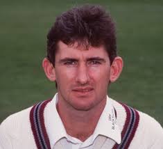 𝑴𝒚 𝑭𝒊𝒓𝒔𝒕 𝑺𝒐𝒎𝒆𝒓𝒔𝒆𝒕 𝑭𝒊𝒗𝒆-𝑭𝒐𝒓: 𝑨𝒏𝒅𝒚 𝑪𝒂𝒅𝒅𝒊𝒄𝒌  🇵🇰 Pakistan arrived at Taunton with a star-studded side that included  Wasim Akram, Rameez Raja, Javed Miandad, Inzamam-ul-Haq and Mushtaq  Ahmed... Learn the full story 🔗