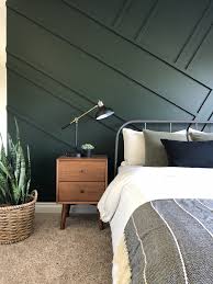 Cool Forest Green Accent Wall Green Bedroom Walls Bedroom Green Green Master Bedroom