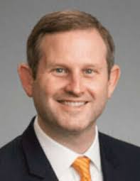 Ross Benton's Instagram, Twitter & Facebook