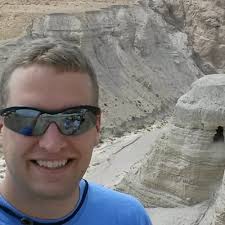 Aaron Rosenau (@AaronRosenau)