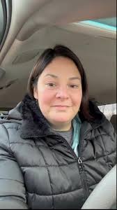 Do you know how to say “thank you” in ASL? 🙏, It’s one of the most common  and polite expressions, and it’s also a great example of a directional  verb. That means it changes depending